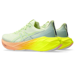 Tenis Asics para Mujer Novablast 4 Paris Verde