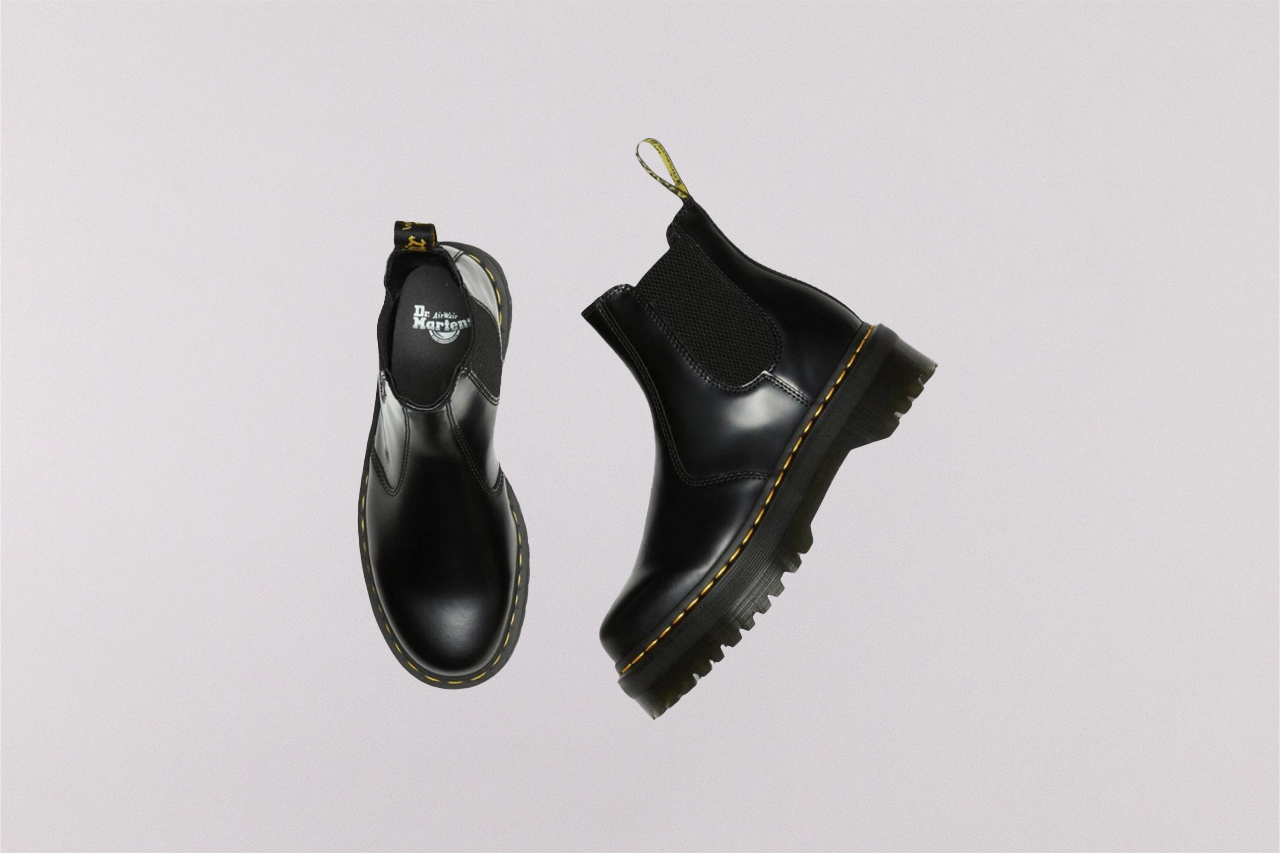 Dr. Martens 2976 Smooth Leather Platform Chelsea Boots