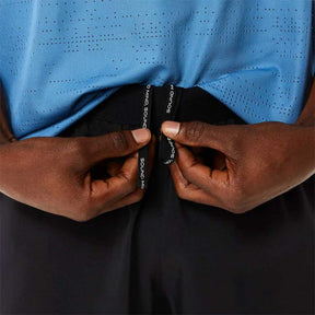 Short Corto Asics para Hombre Road 5in Short Negro