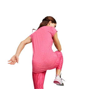 Playera Manga Corta Puma para Mujer Train Favorite Heather Cat Tee Rosa