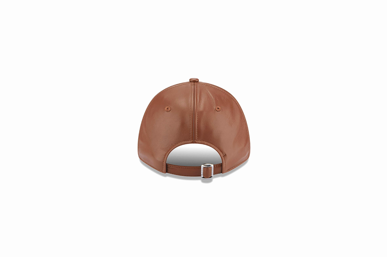 New Era New York Yankees MLB Leather 9Forty Strapback Cap