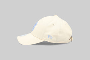 Women's New Era New York Yankees MLB  League Essentials 9Forty Strapback Cap