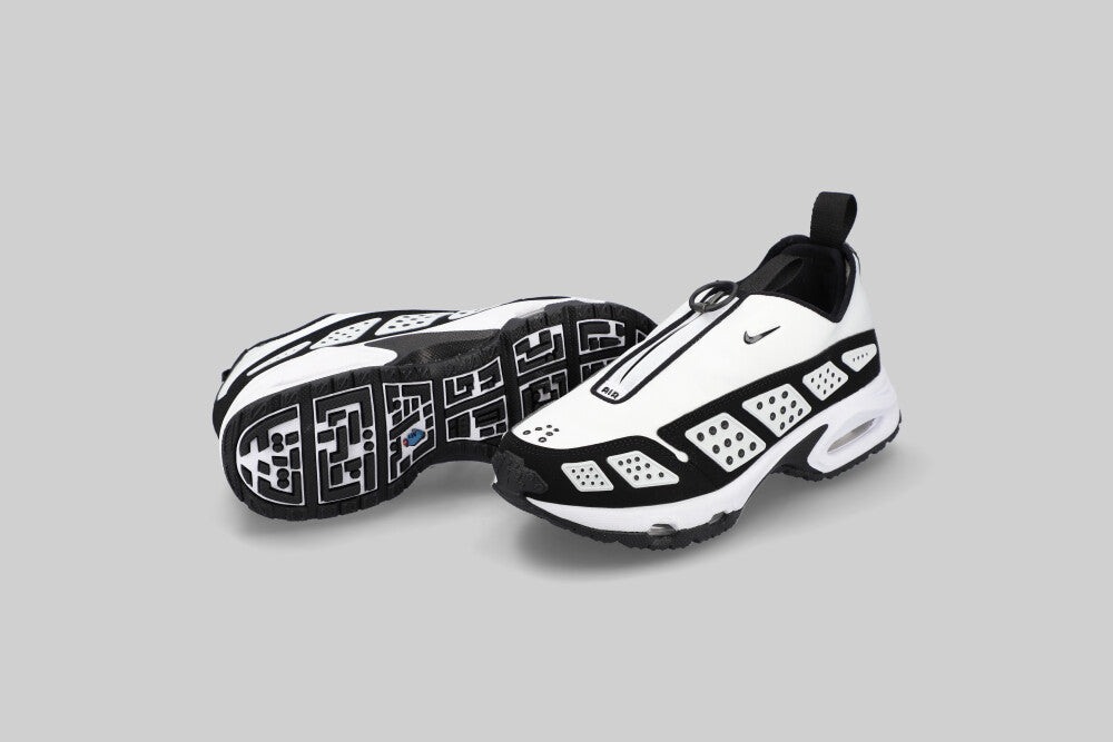 Women's Nike Air Max SNDR 'White and Black'