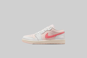 Women's Air Jordan 1 Low SE 'Strawberry Milkshake '